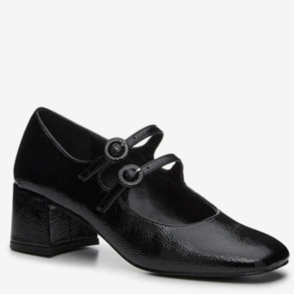Steve Madden Black Heels with Sleek Design